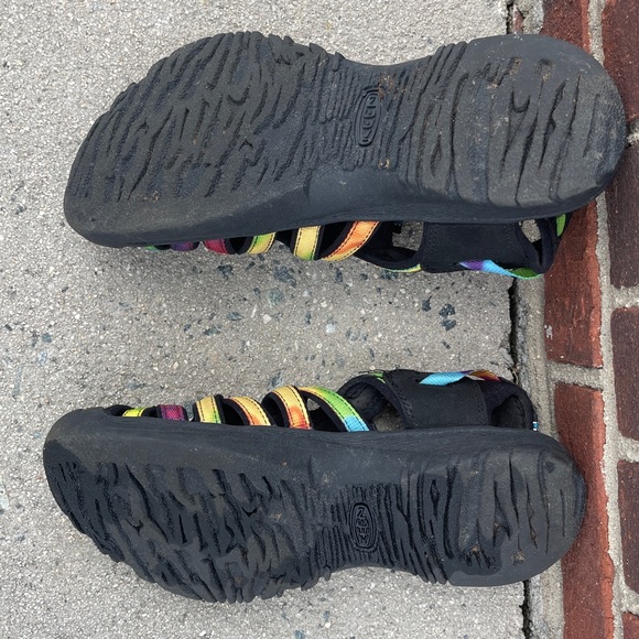 KEEN Newport H2 Sandals Women’s 8 Tie Dye Colored